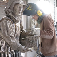 Tonja-Gaede-Kunstgiesserei-Flierl_Foto-Heike-Zappe