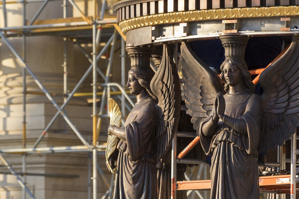 Bekrönung Kuppel Humboldt-Forum Foto Peter-Michael Bauers